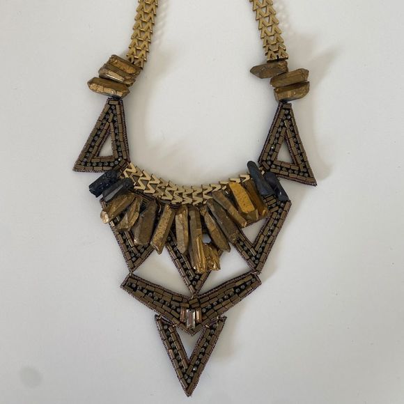SUZANNA DAI Gold Statement Necklace - Picture 3 of 16